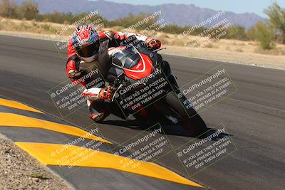 media/Oct-08-2022-SoCal Trackdays (Sat) [[1fc3beec89]]/Turn 7 Inside (145pm)/